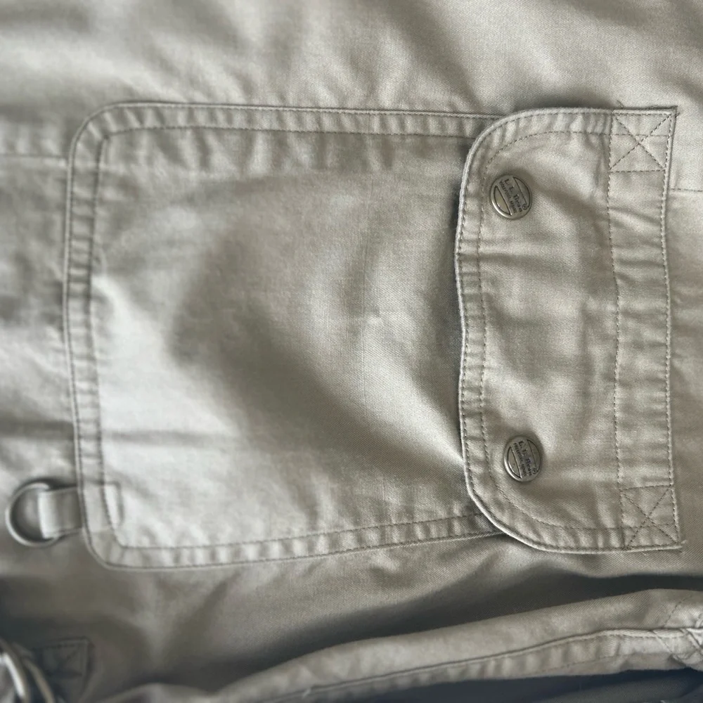 L.L. Bean Tan Lightweight Shirt Jacket with Collar and Adjustable Cuffs - Picture 3 of 9